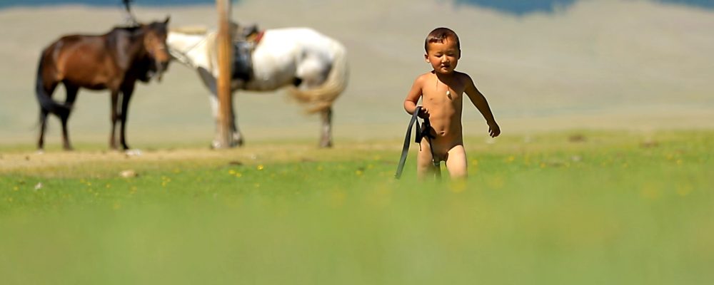 Монгол Улсын хүн ам 3.2 саяд хүрч 1.9 хувиар өссөн байна
