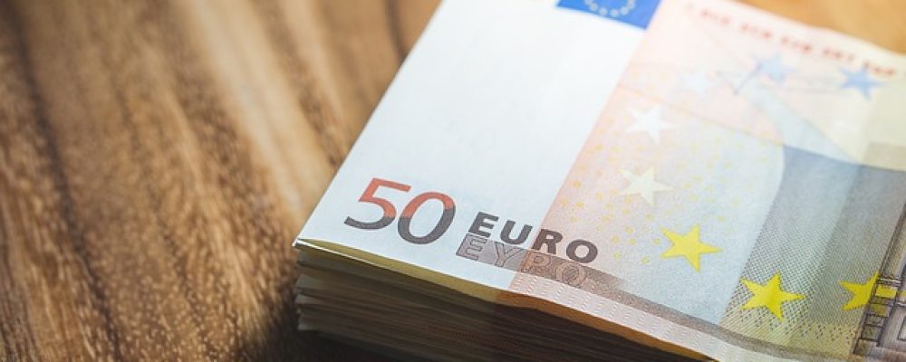 Европын холбооны улсуудын цалингийн өөрчлөлтүүд