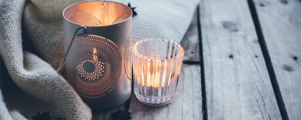 Лааны гэрэл, анхилам үнэр таны гэрт…